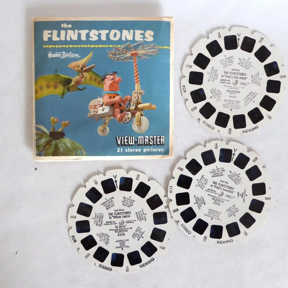 VINTAGE 1951 VIEW MASTER SAWYERS PROJECTOR MOON LANDING FLINTSTONES 14 REELS